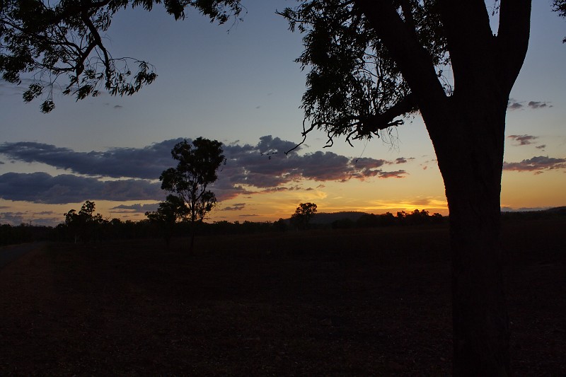 2009-11-06 22-00-58_1.jpg - ...bei Nacht